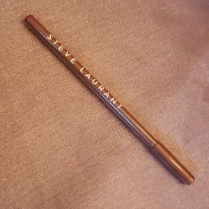 Steve Laurant lip liner
